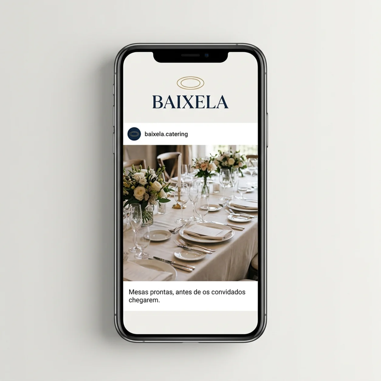 Publicação com a montagem de um evento de uma empresa de catering Publicação com a montagem de um evento de uma empresa de catering