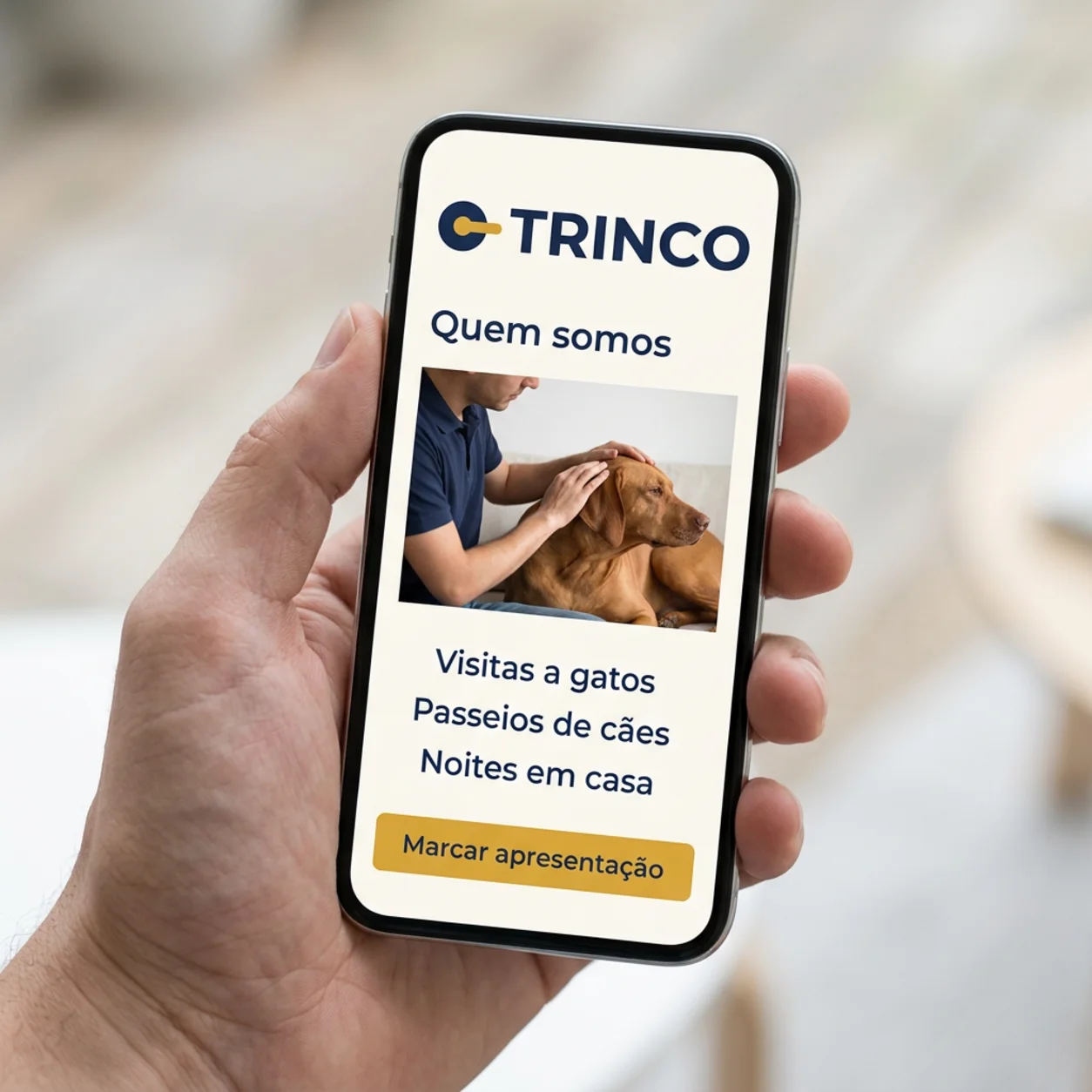 Telemóvel com a página de apresentação de um pet sitter